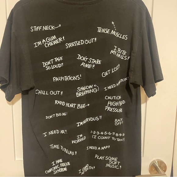 90s Vintage Stressed Graphic Tee - Picture 4 of 5